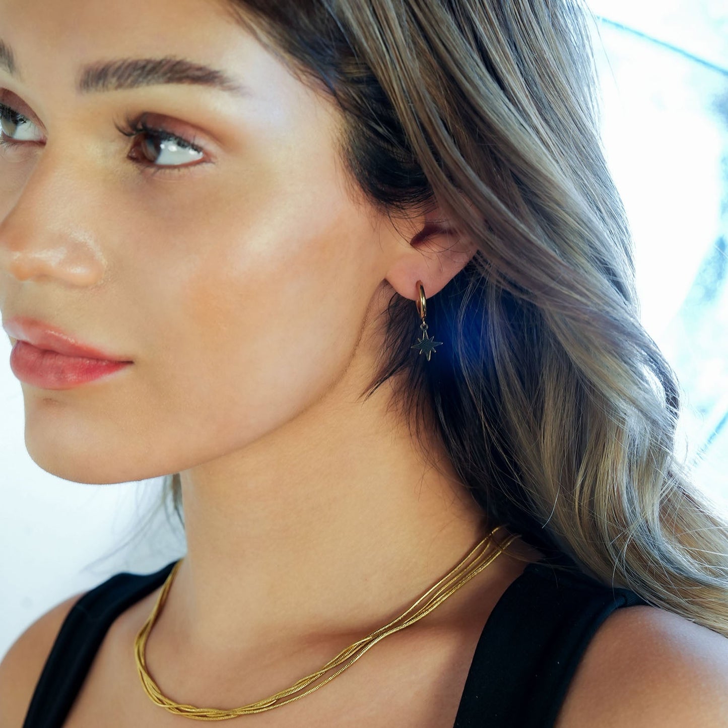 KAYLIN Gold: Mini Hoops with Star Charm Earrings