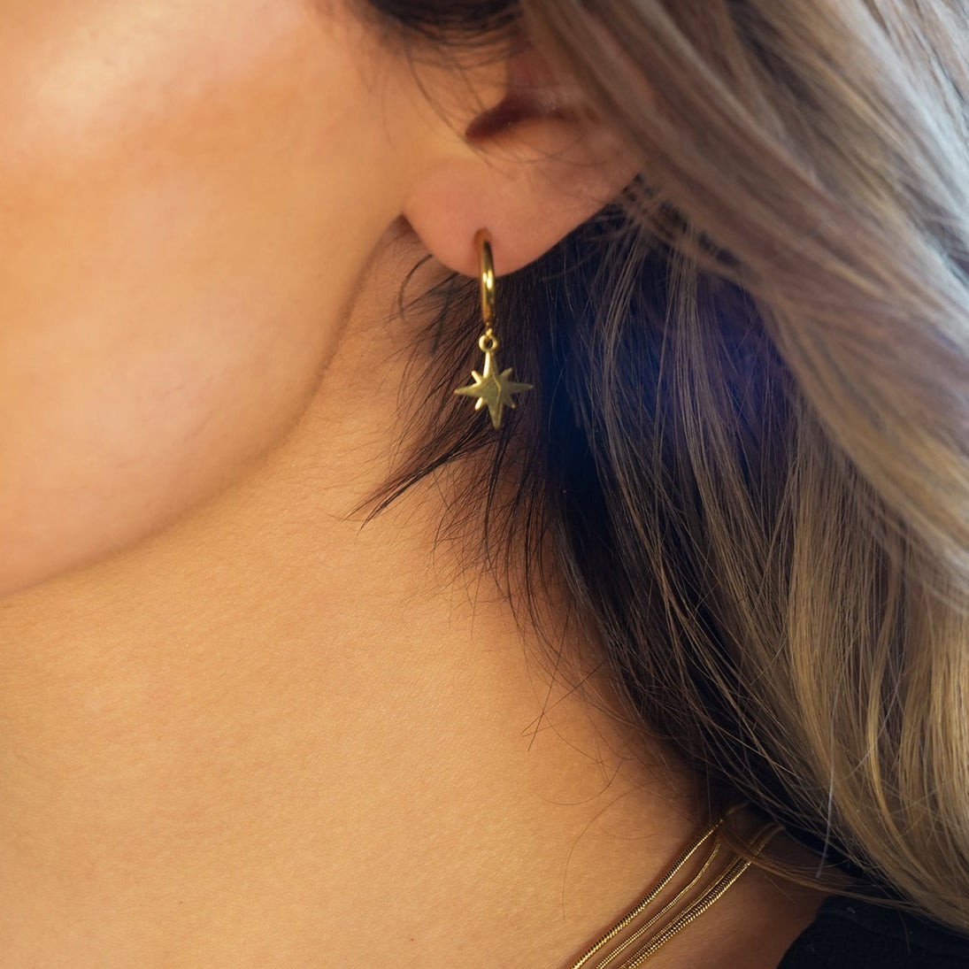 KAYLIN Gold: Mini Hoops with Star Charm Earrings