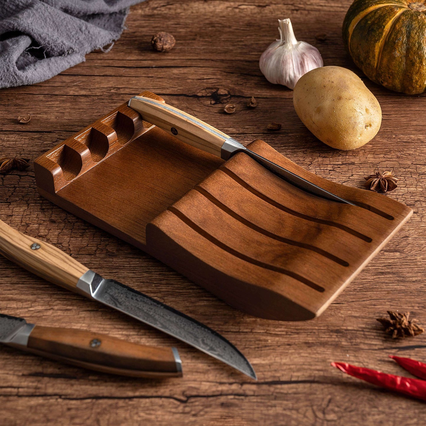 Ginza Steel AMELIA Five – 4-Piece VG10 Damascus Steel Steak Knife Set with Wood Block