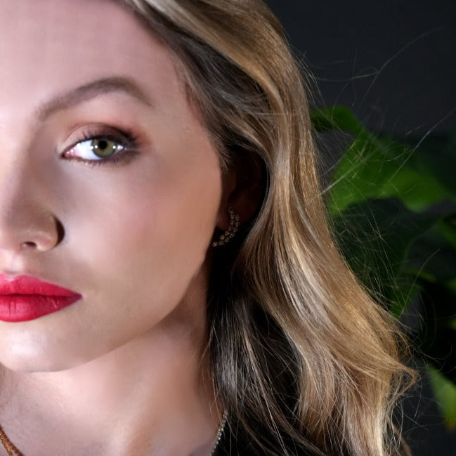 KIANI Duo Curved Silhouette Zirconia Stud Earrings