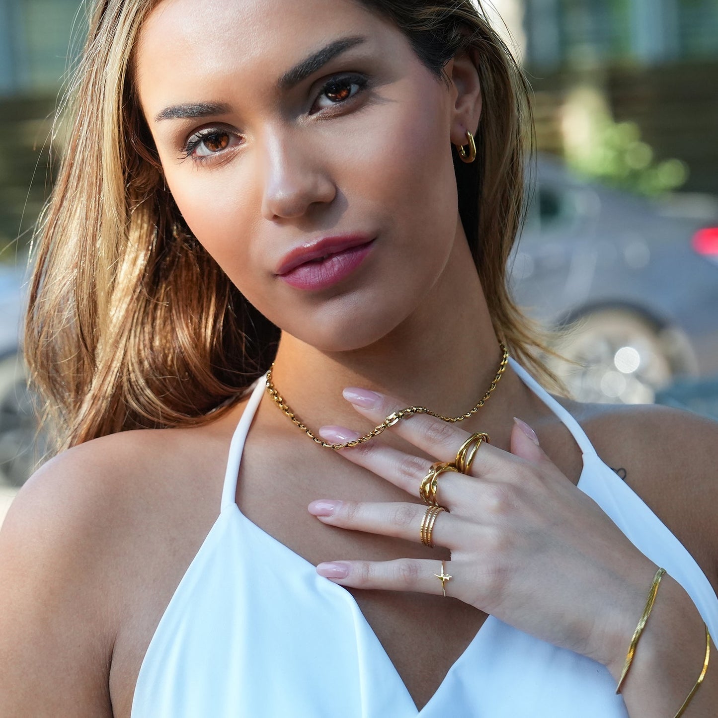 Style KOVVUR: Retro Twin Chain Necklace in Gold