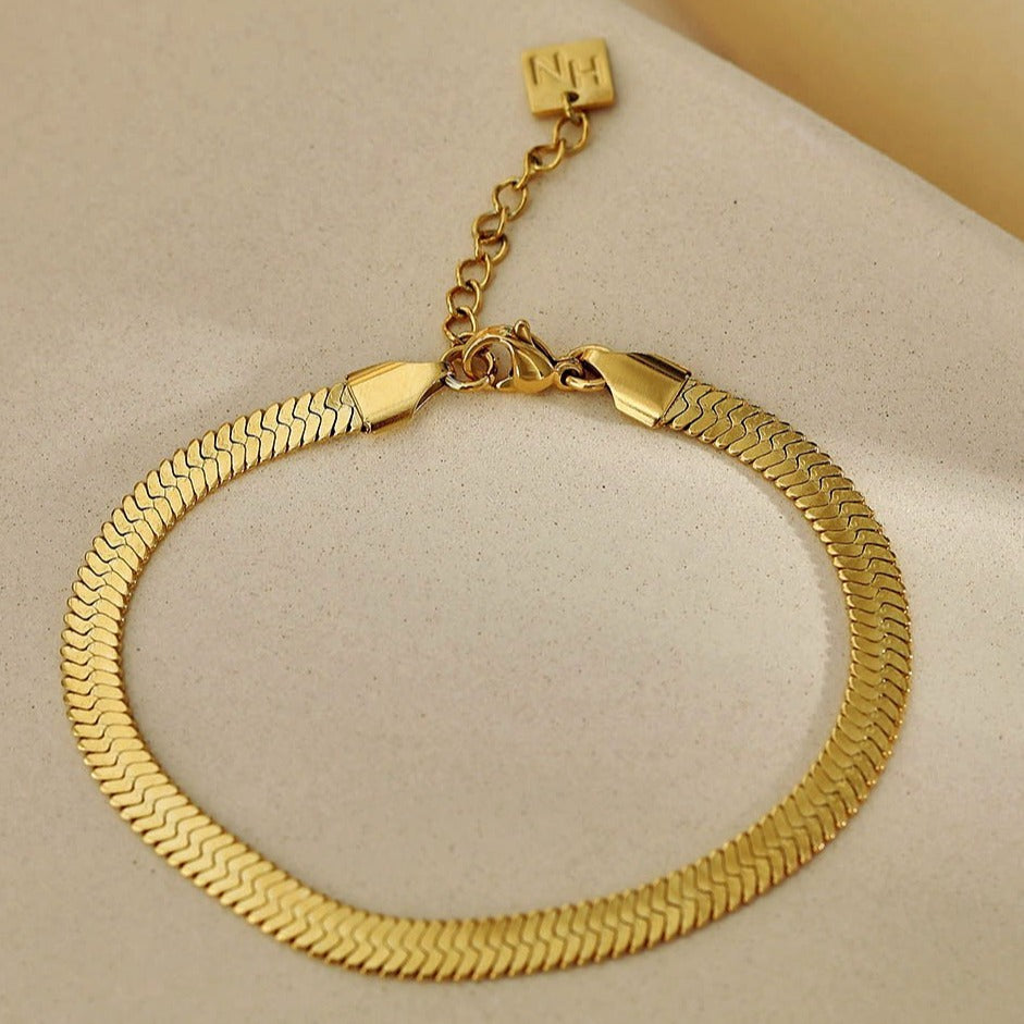 LAILA Snake Skin Textured Bracelet