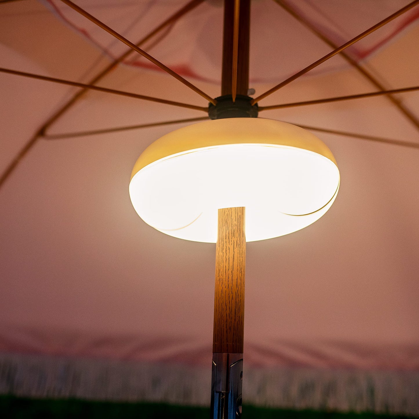 Lima<br> Portable LED Lightbulb for Umbrella