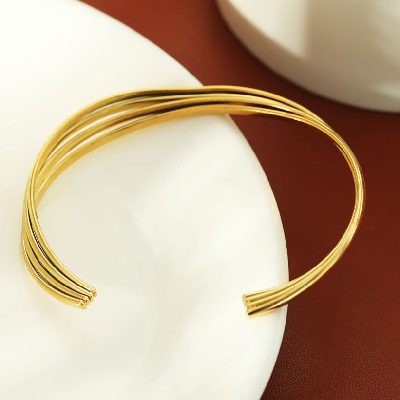 LIVIA Gold: Geometric Lines Bracelet