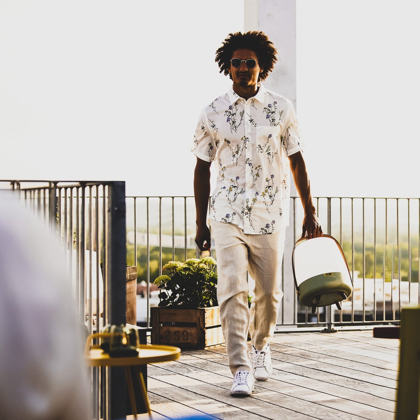 Lite-up Play<br> sound by JBL