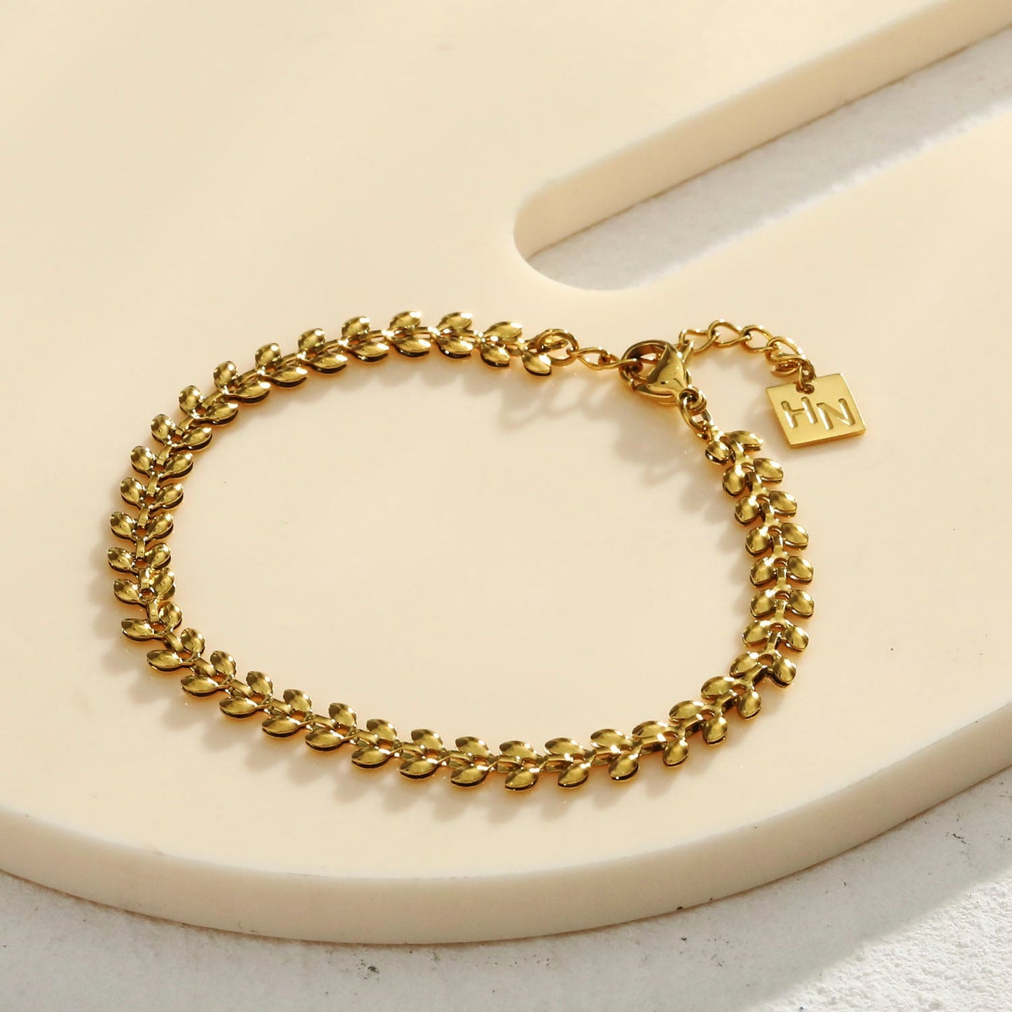 MAGDA Leafy Patterned Bold Bracelet