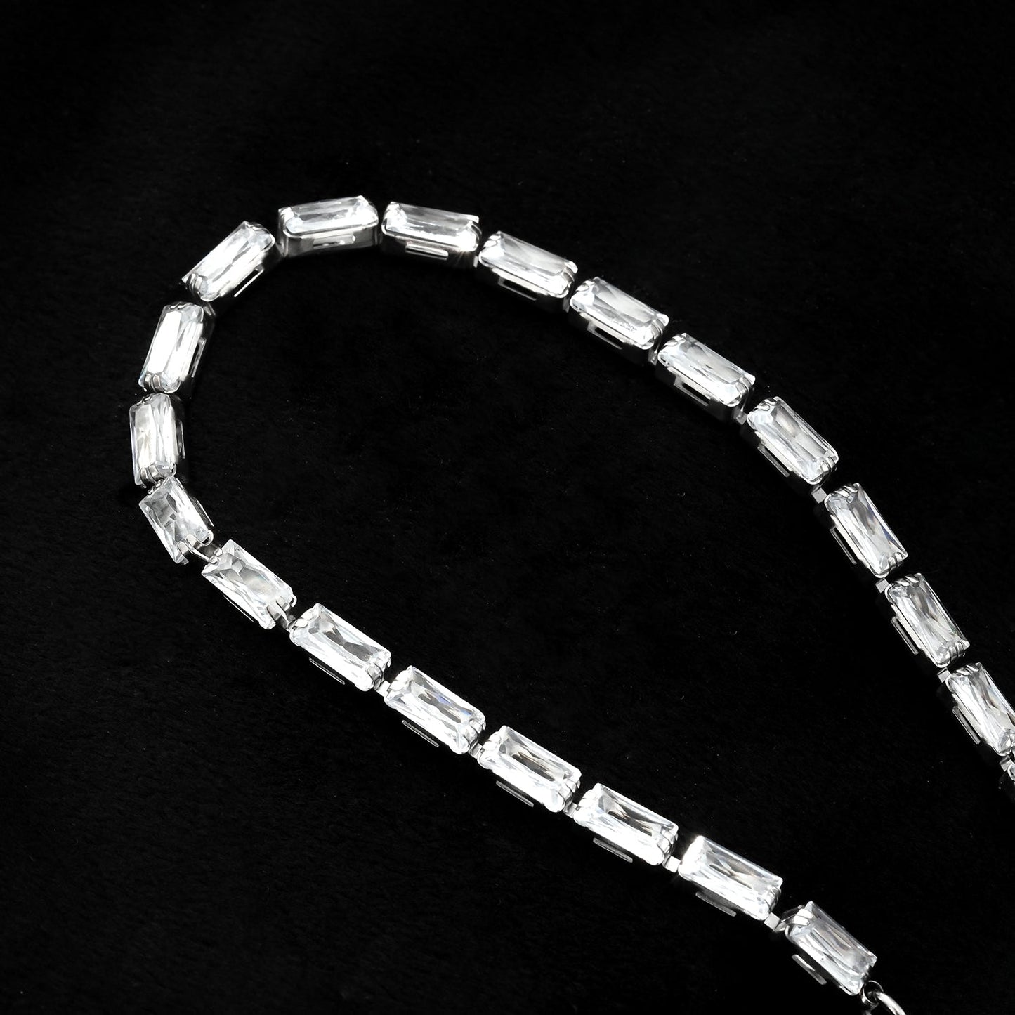 MELLISH: Retro Style Rectangle Zirconia (CZ) Tennis Bracelet in Silver Toned White Gold