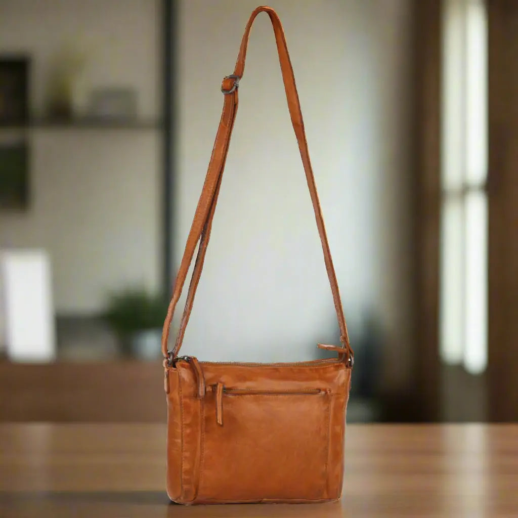 MET Crossbody Organizer Leather Bag