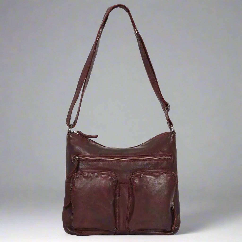 MET Double Front Pocket Leather Bag