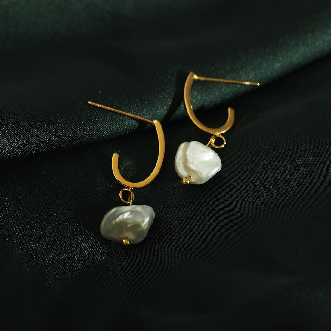 MILANO: Natural Freshwater Pearl J-Bar Drop Earrings in Gold