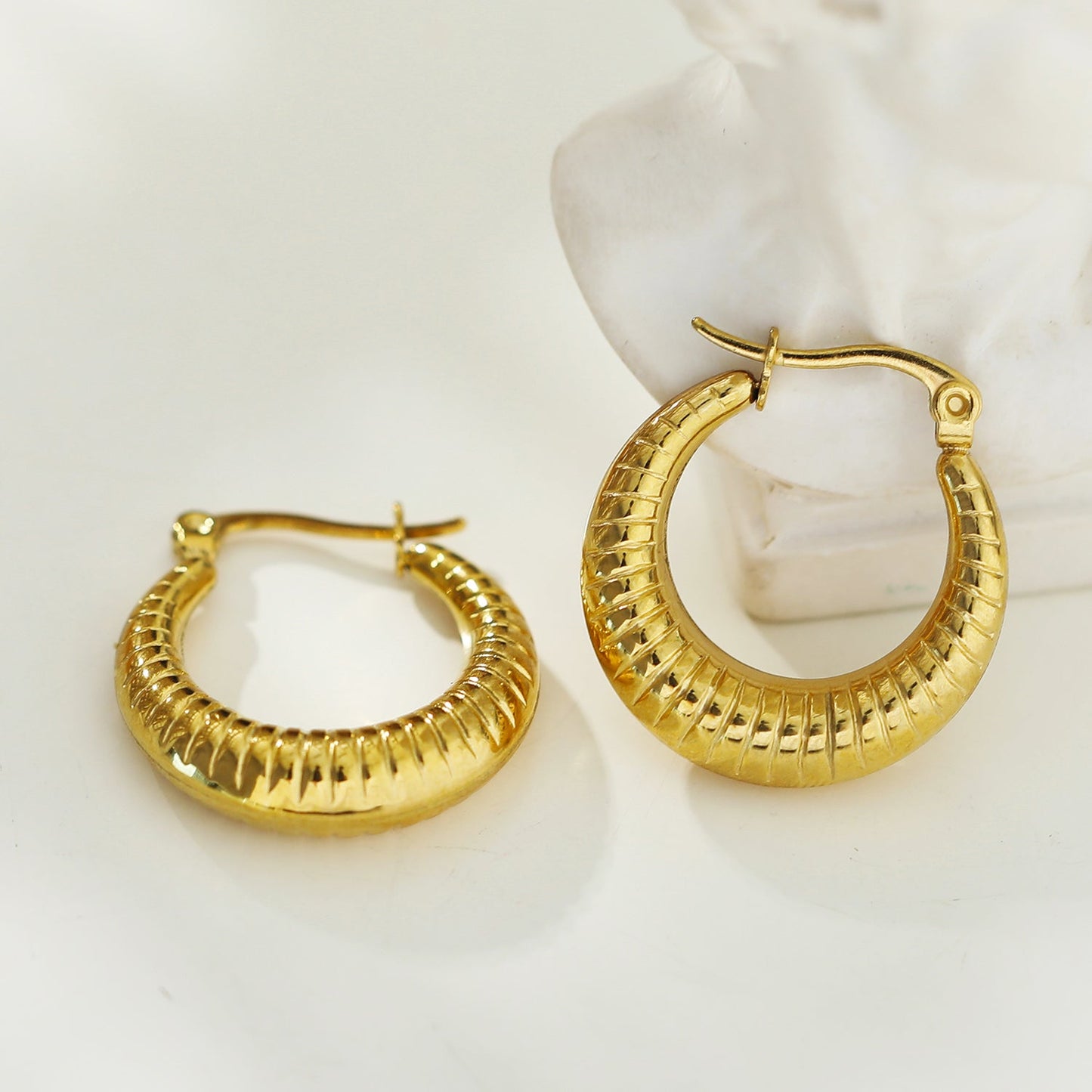 MISCHA Textured Chunky Hoops Gold