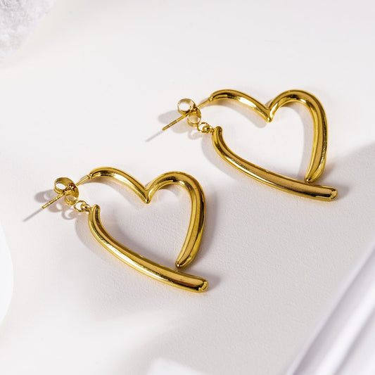 MOMOKA: Abstract Heart Shaped Detachable Hoop Earrings