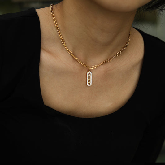 MORNA Paper Clip Chain with Zirconia Accented Geometric Pendant Gold