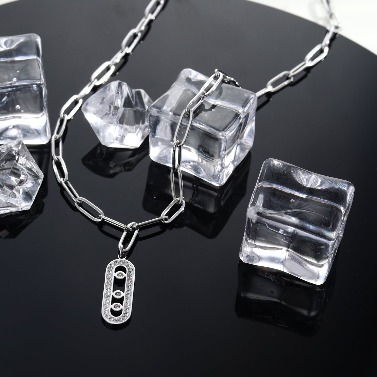 MORNA Paper Clip Chain with Zirconia Accented Geometric Pendant Silver