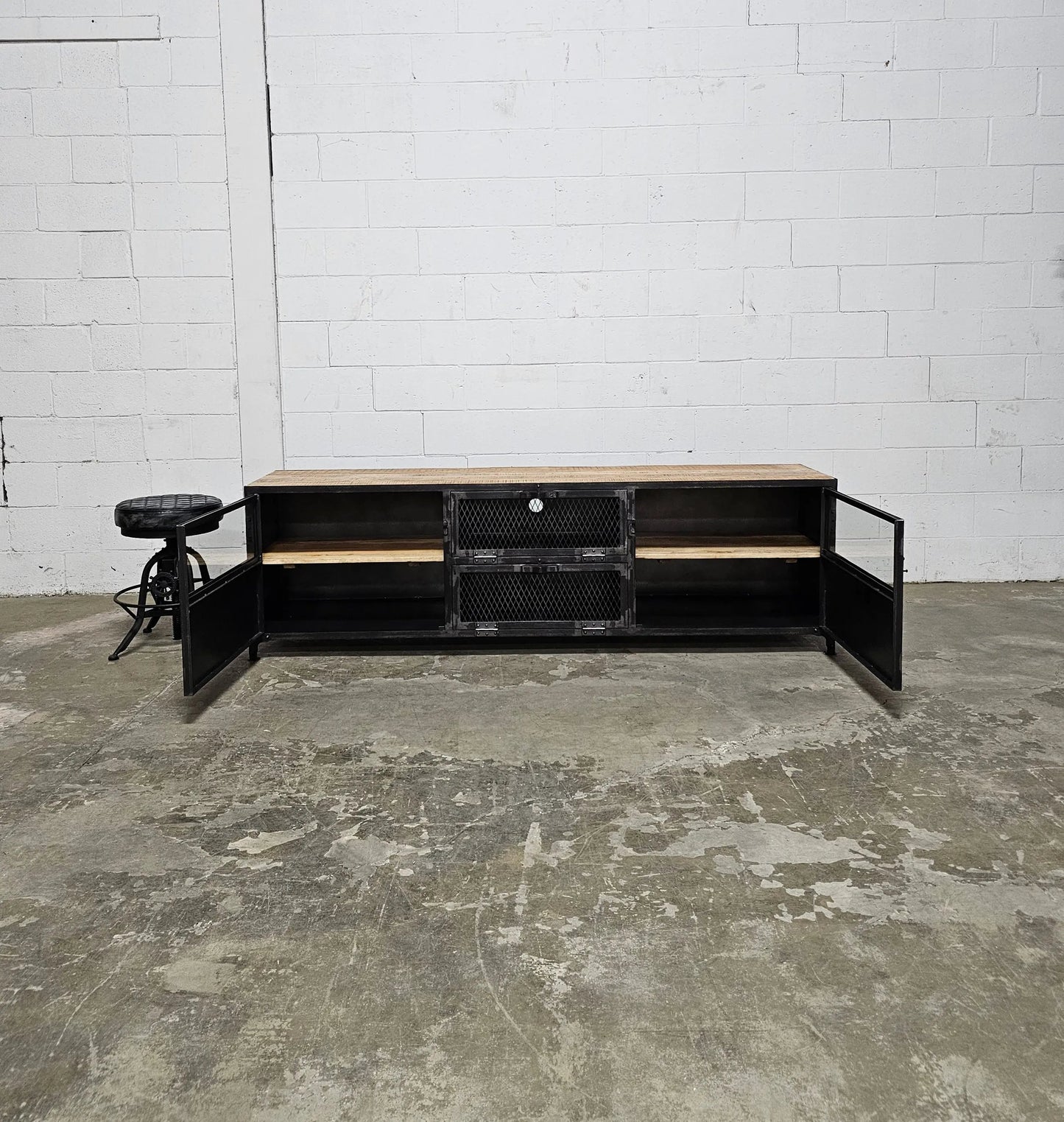 Meuble Télé Ibiza en bois de manguier et acier brut