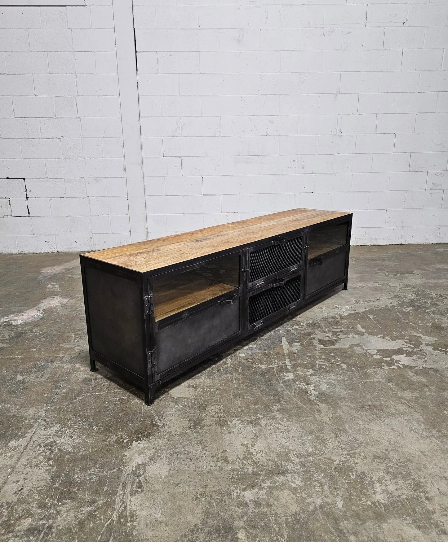 Meuble Télé Ibiza en bois de manguier et acier brut