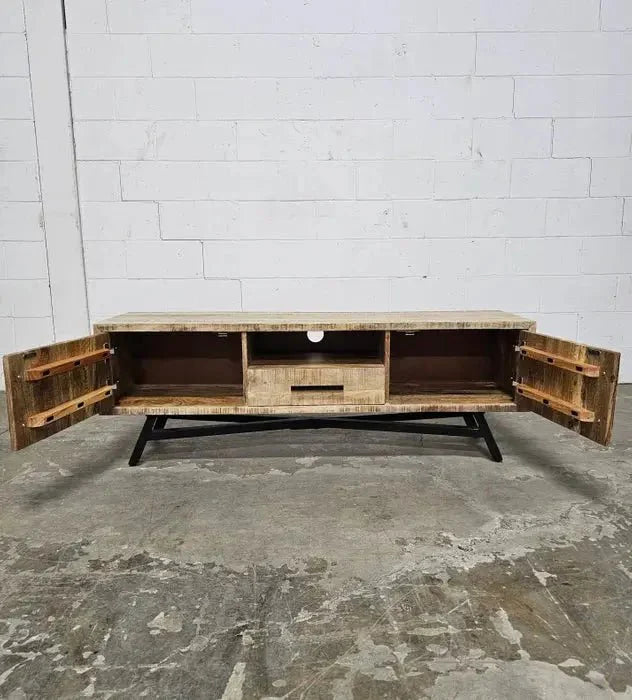 Meuble télé en bois de manguier brut sur patte en acier noir