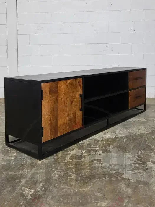 Meuble télé en bois de manguier et structure d'acier noir