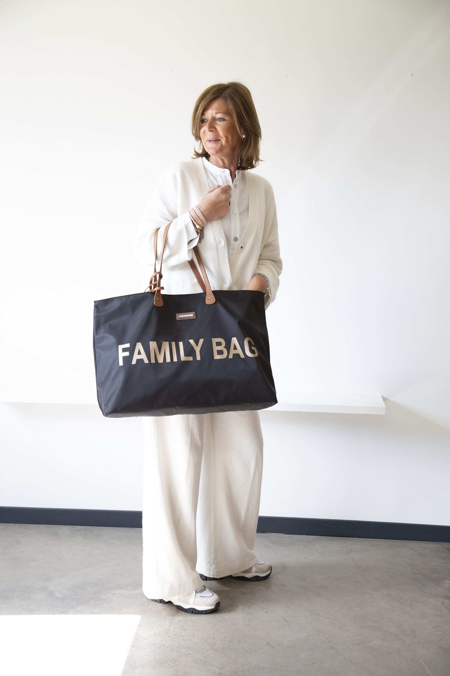 Effortlessly Stylish Grey Family Bag