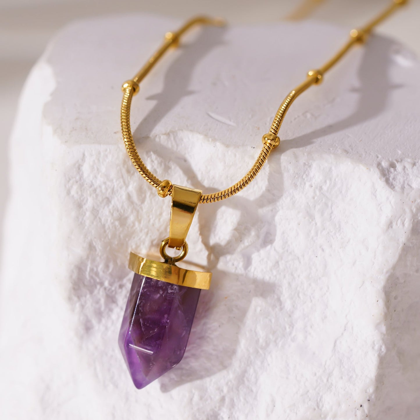 NAZINGA: Lace Agate Stone Pendant Anchored on a Beaded Snake Skin Textured Chain Necklace