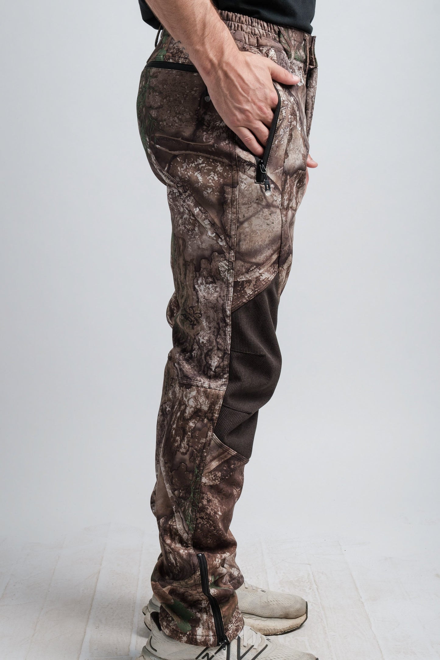Men's Camo Adventure Water Resistant Pants