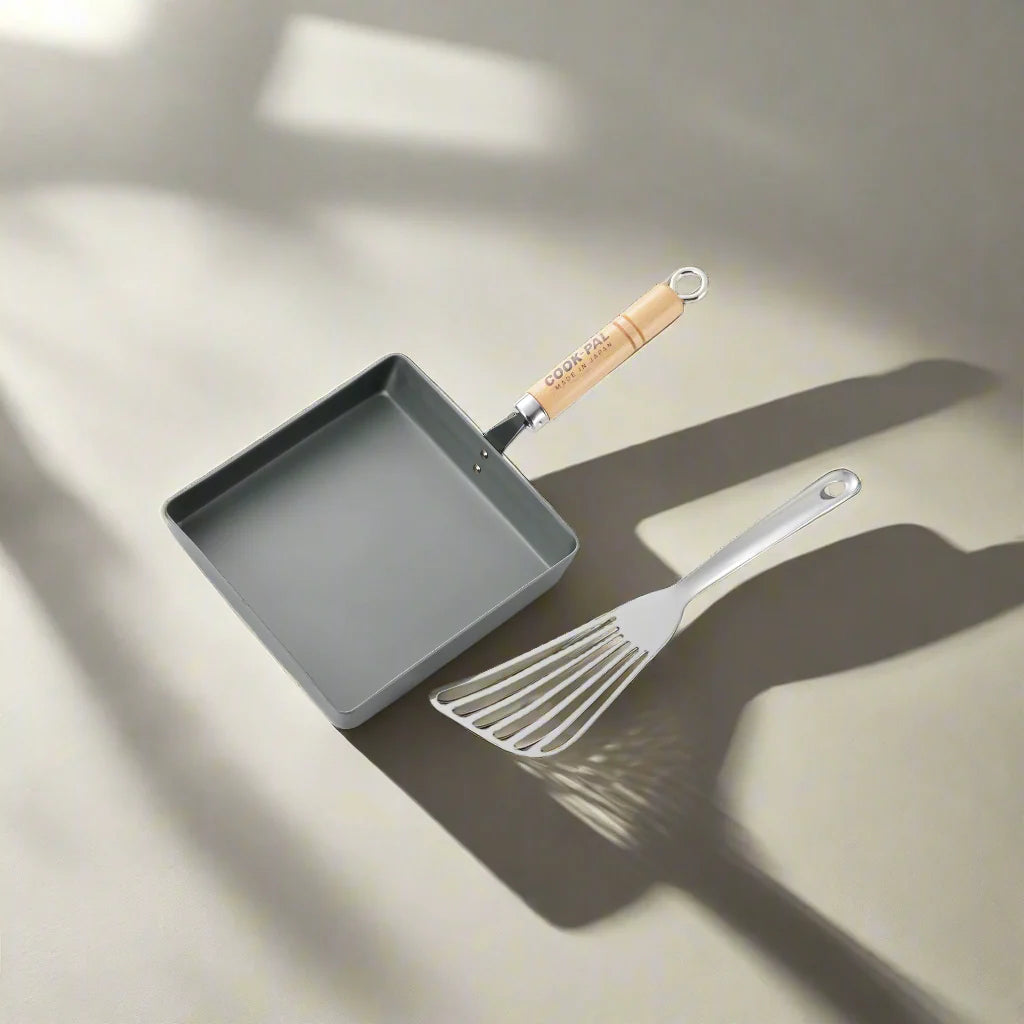 Yoshikawa Cook-Pal Ren Tamagoyaki Omelet / Egg Pan (Large)– Carbon Steel | Made in Japan