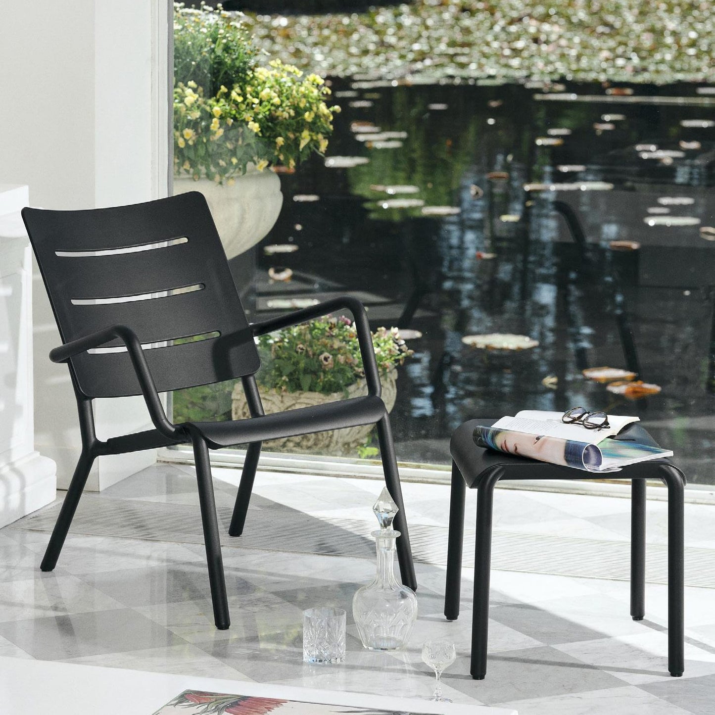 OUTO Lounge Chair<br> Indoor & Outdoor Use