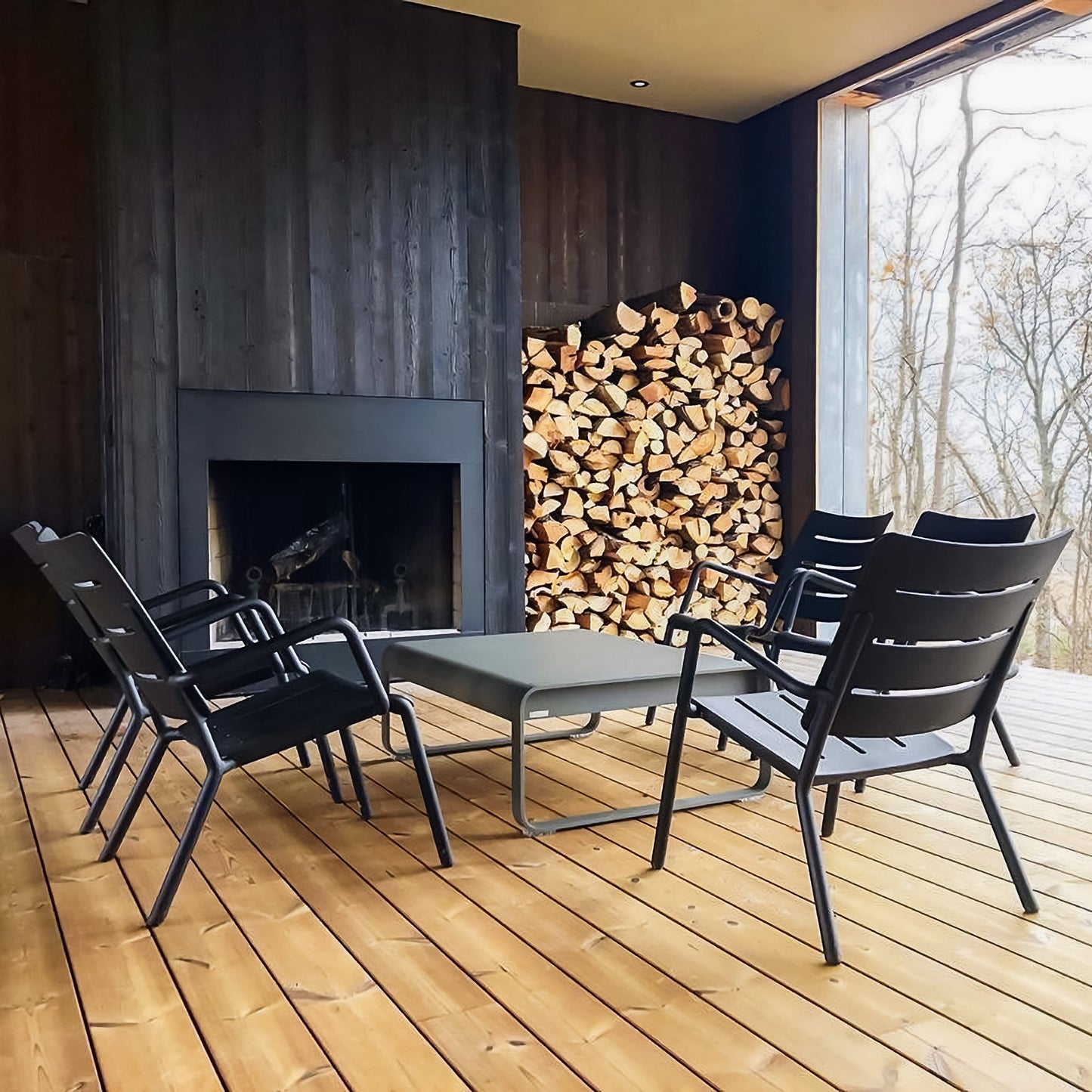 OUTO Lounge Chair<br> Indoor & Outdoor Use