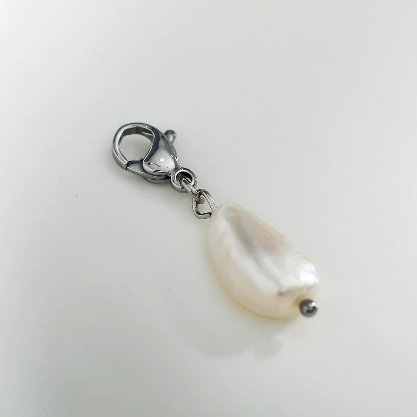 GEMMA: Freshwater Pearl Charm Silver