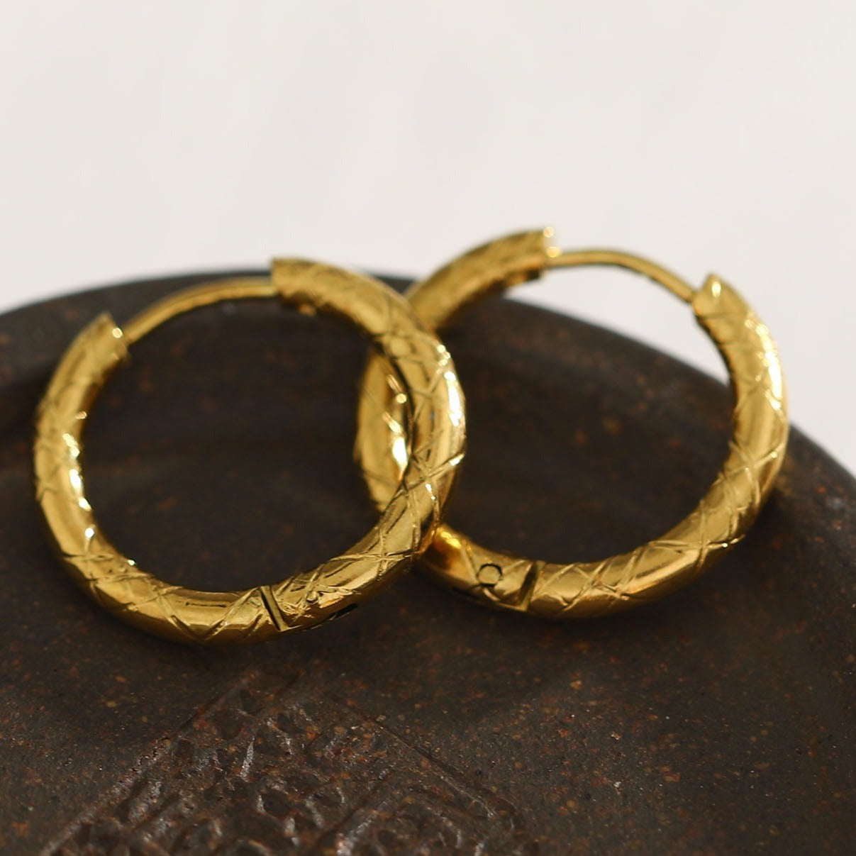 MALENA: Decorative Etched Hoop Earrings