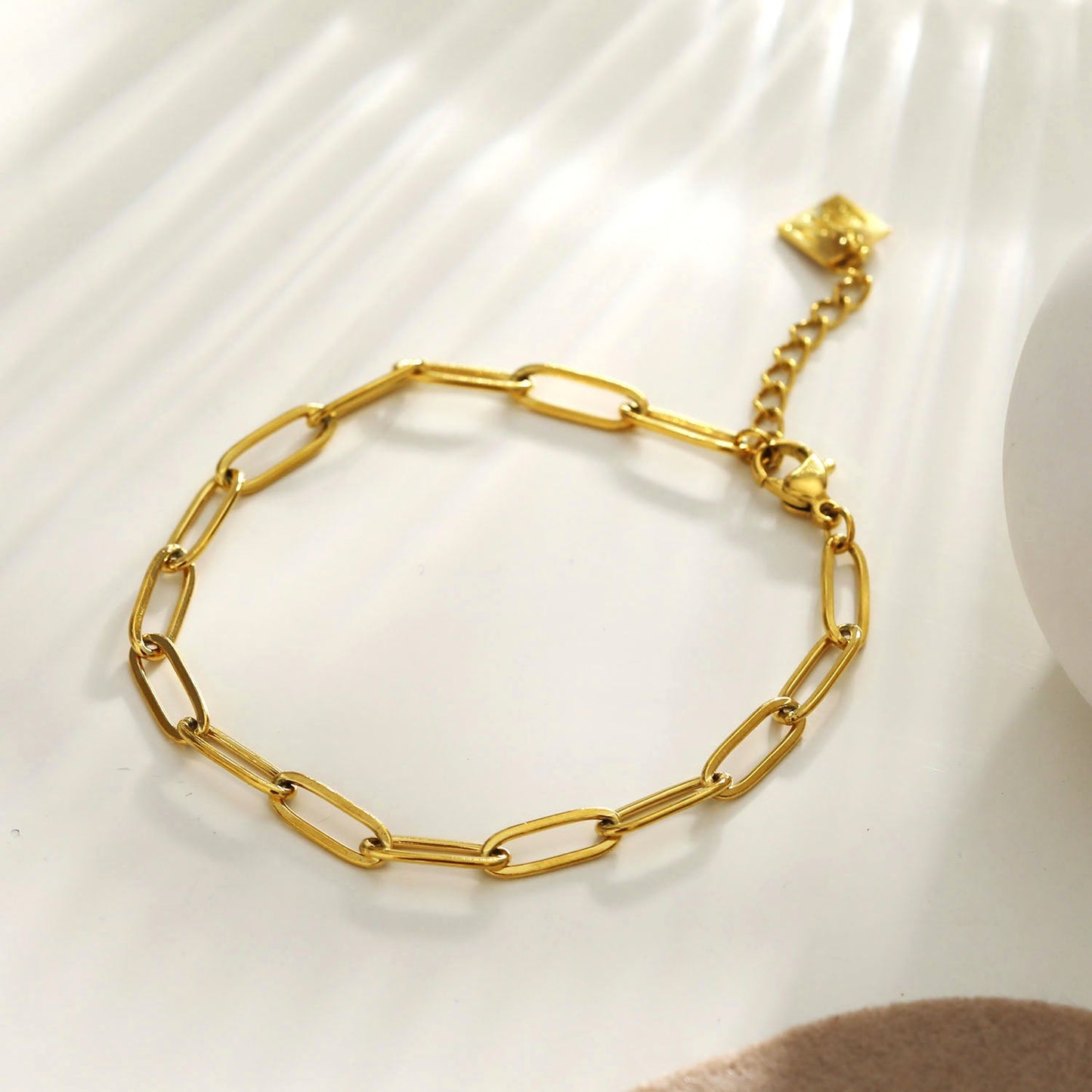 HAKILA: Essential Gold Chain Link Paper-Clip Bracelet