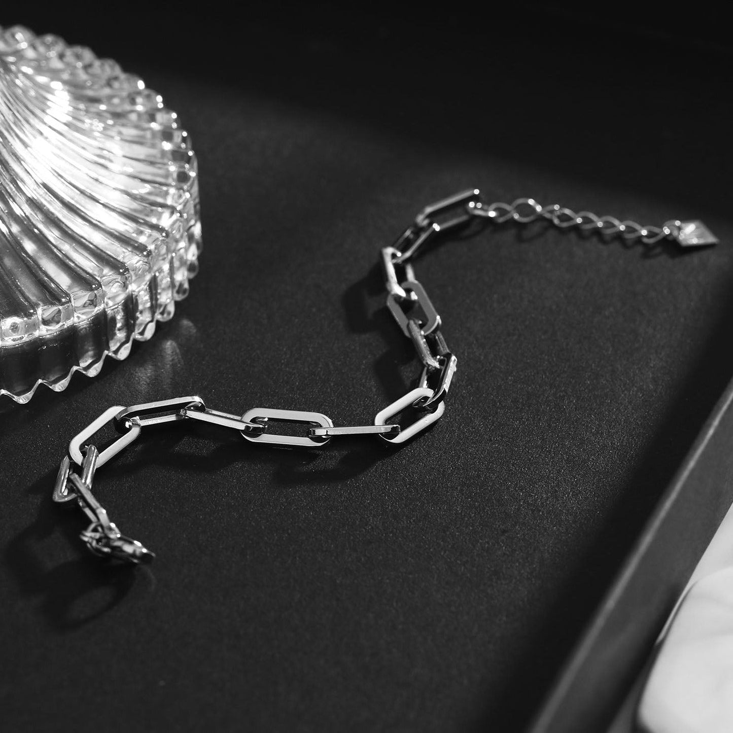 JACKI: Contemporary Paper Clip Silver Bracelet