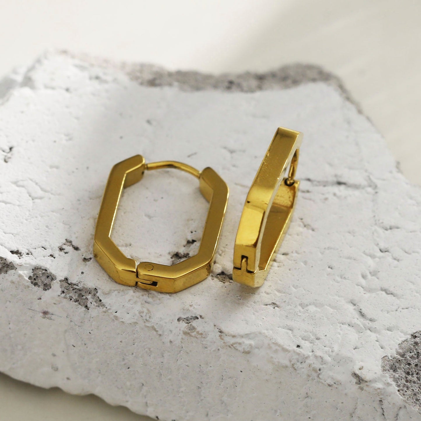 CACCURI Geometric Shaped Contemporary Hoop Earrings (In Gold & Silver)