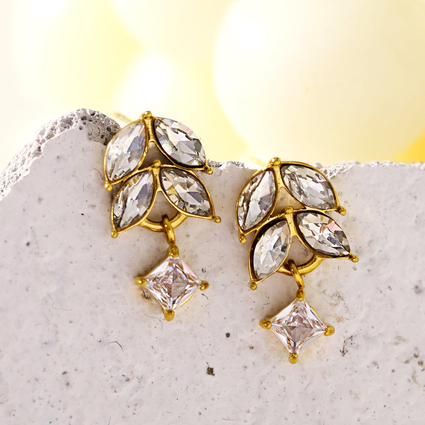 Style ESPERANZA: Vintage Inspired 'Floral Elegance' Earrings with Zirconia Gemstones