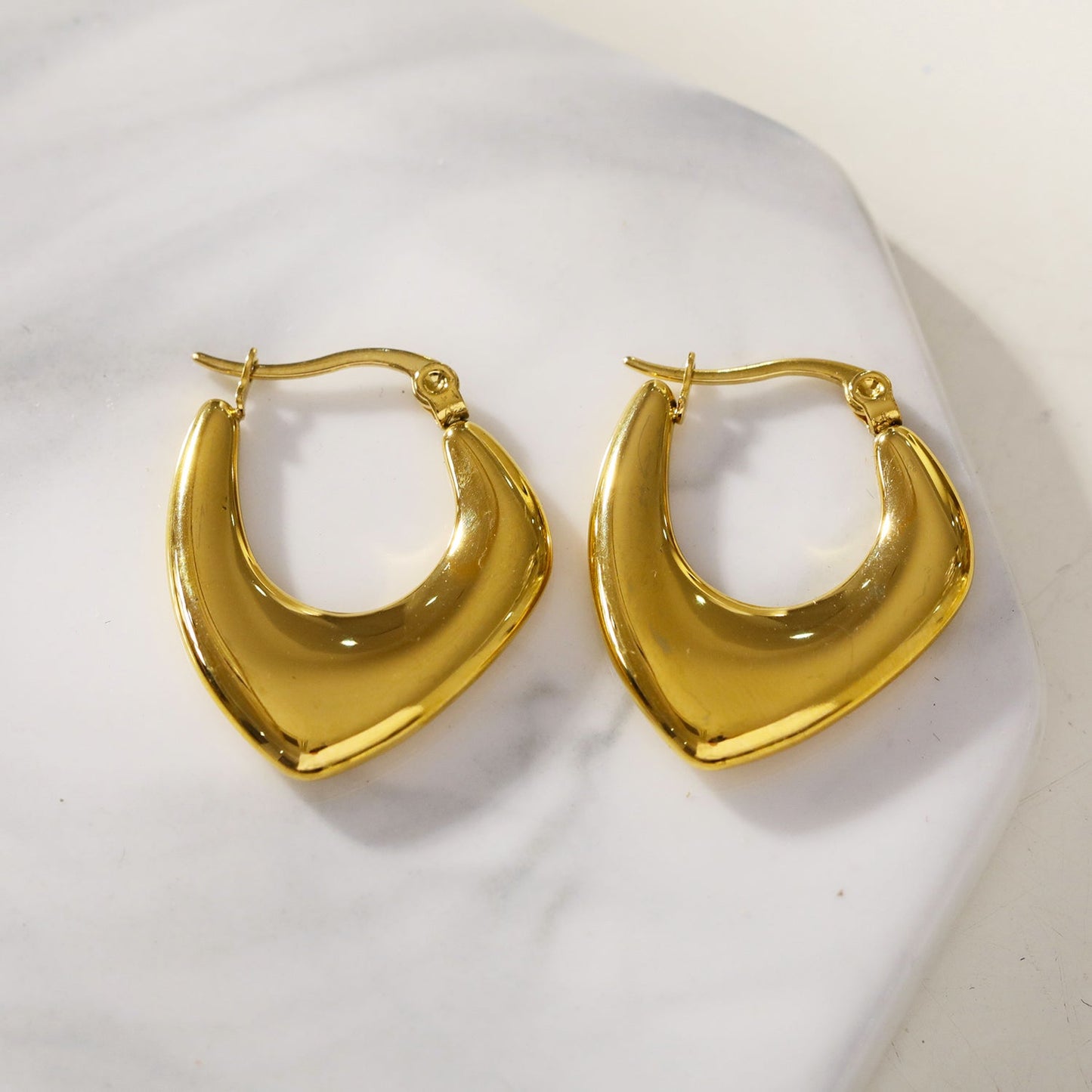 KAMIRA Gold: Asymmetrical Geometric Hoop Earrings