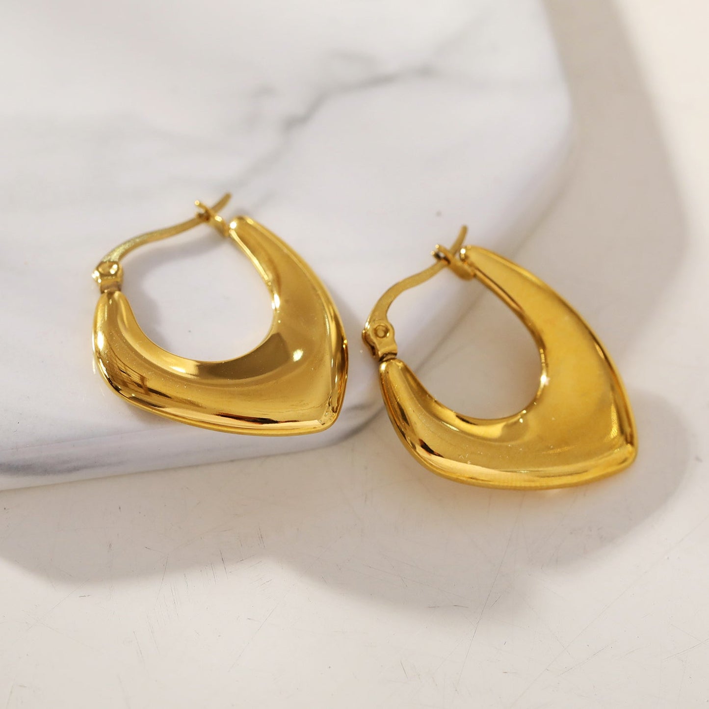 KAMIRA Gold: Asymmetrical Geometric Hoop Earrings