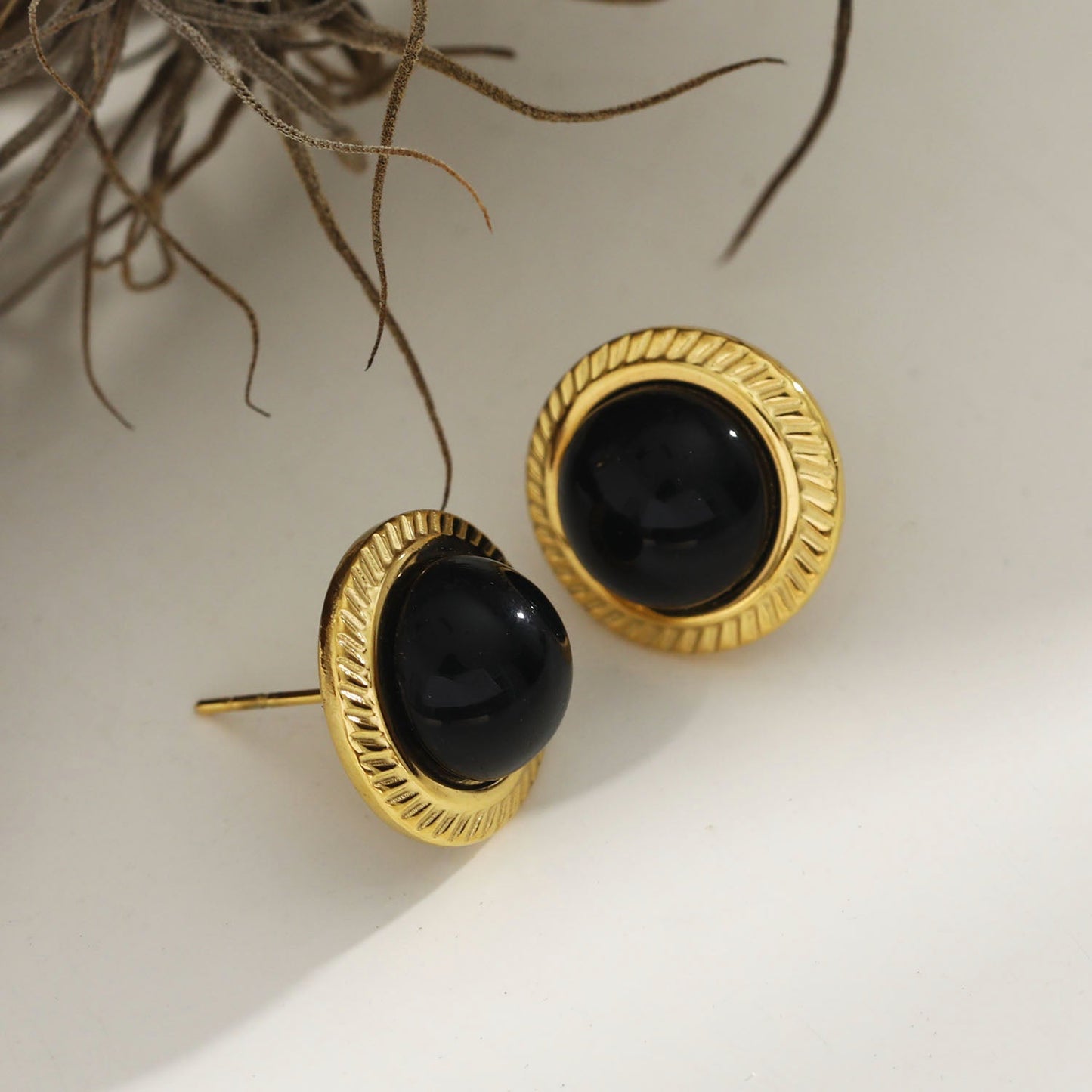 CYNTHIA: Elegant Natural Stone Black Classic Stud Earrings