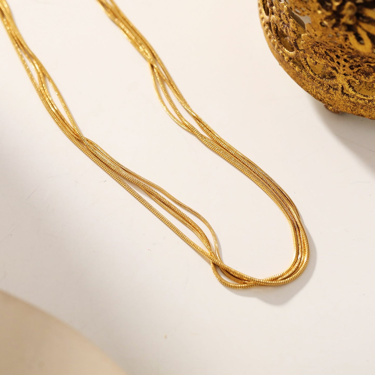 AVEZZANO Gold: Snake-Skin Textured Multi-Strand Chain Necklace - Exquisite Elegance