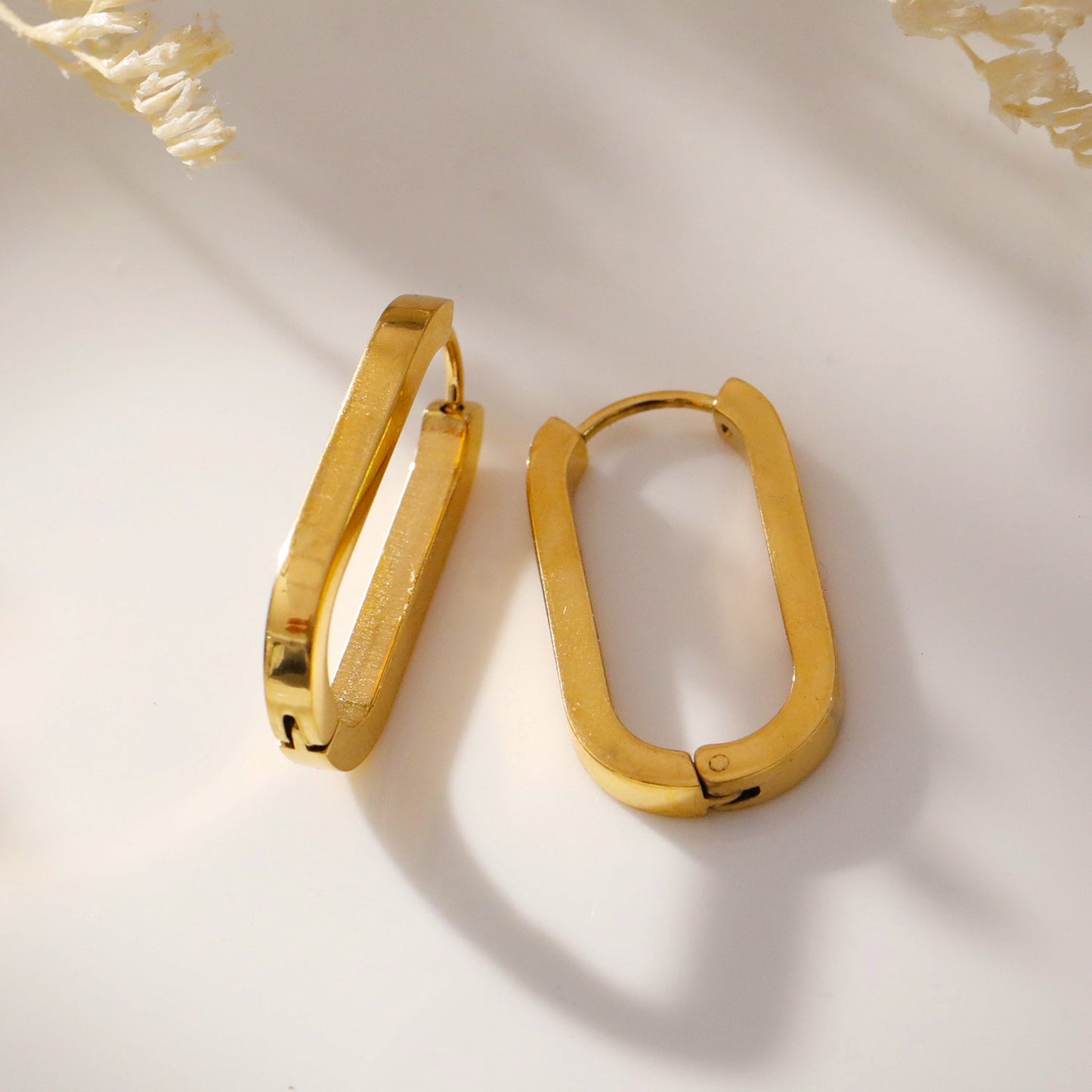 CHANDA Gold: Rounded Corners Rectangular Hoop Earrings