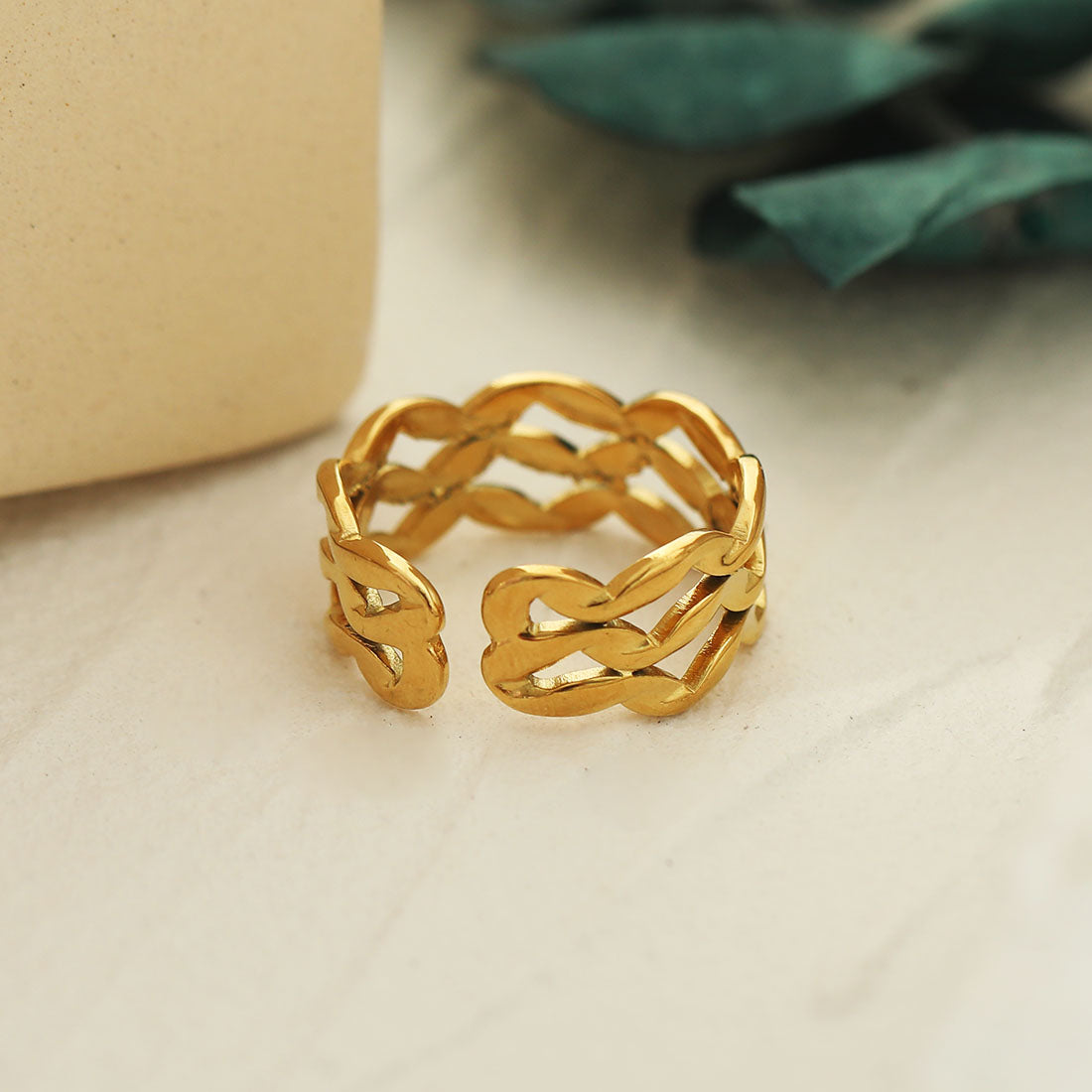 PAIGE Triple Stacked Wavy Gold Ring