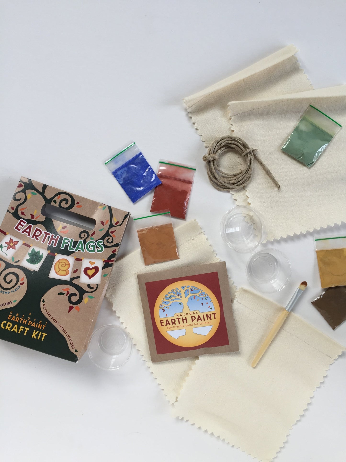 The Earth Flags Creative Gift Set