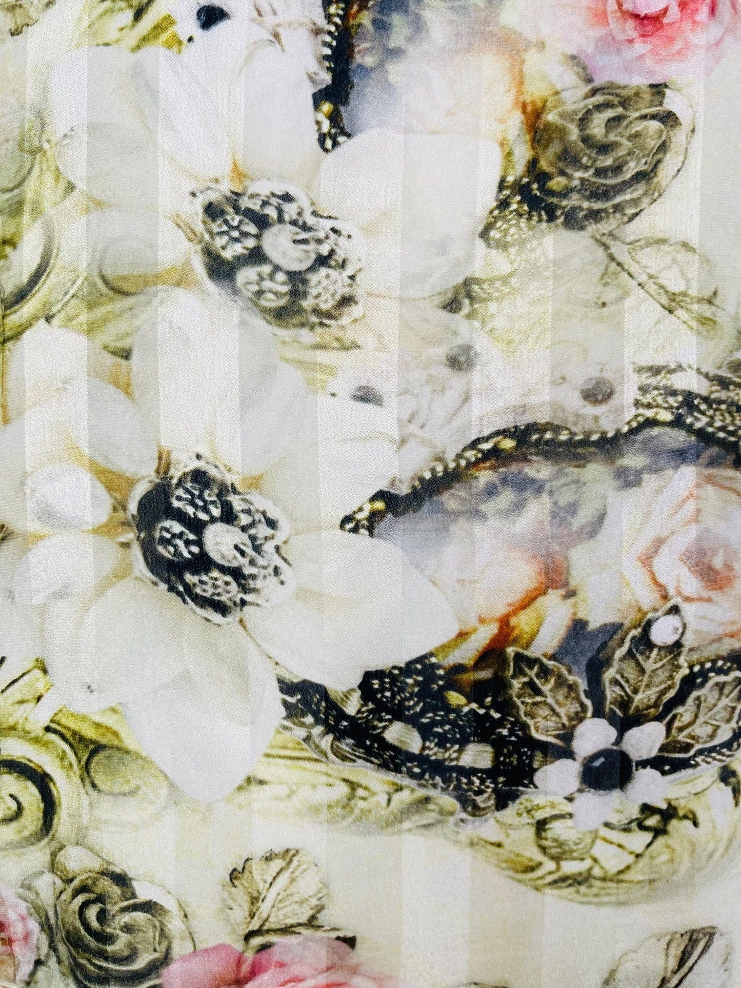 PRG7533 Sheer Avatar Pure Silk Side Slit Top