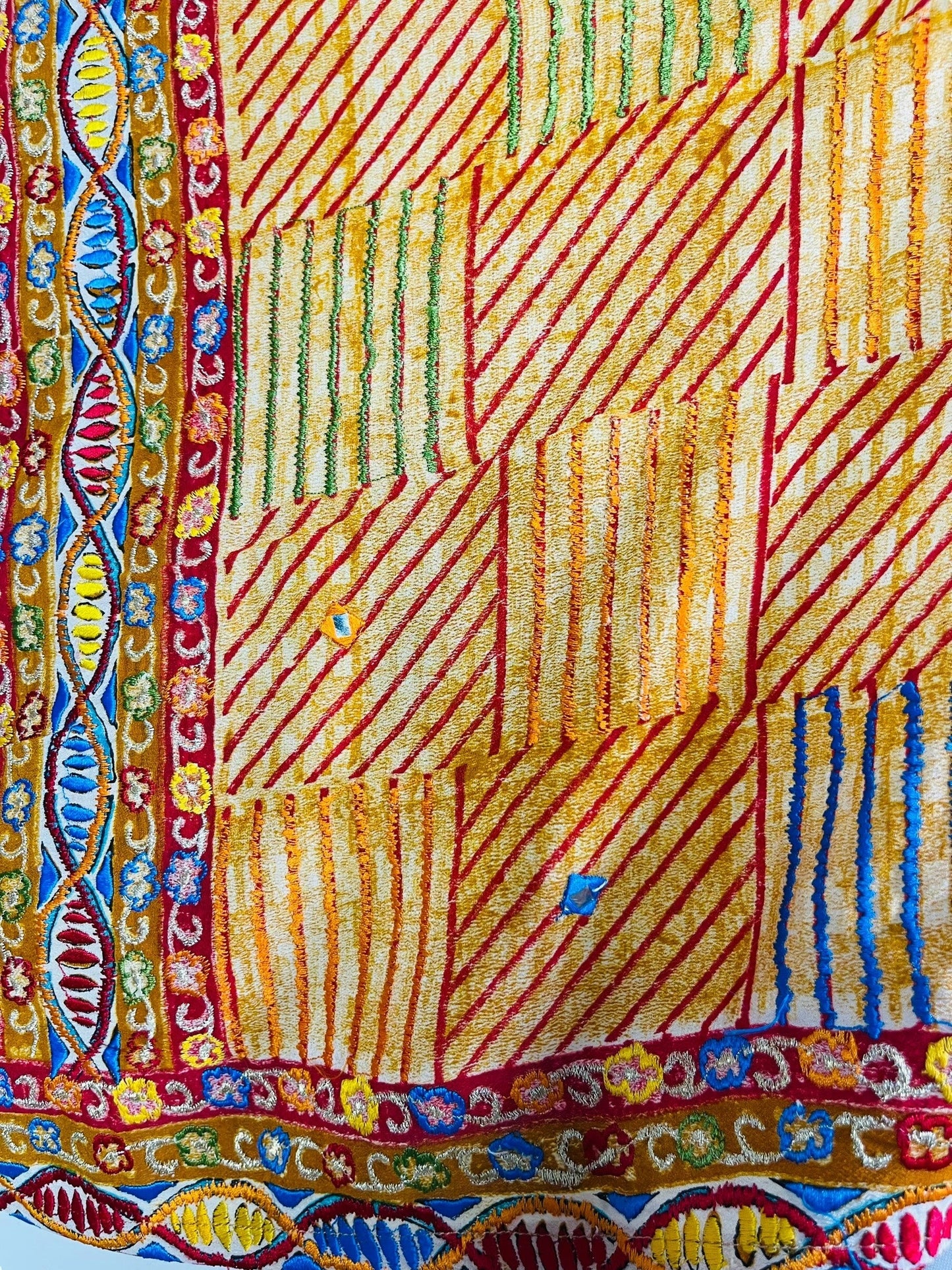 PRC7303 Avatar Pure Silk Kimono-Sleeved Top