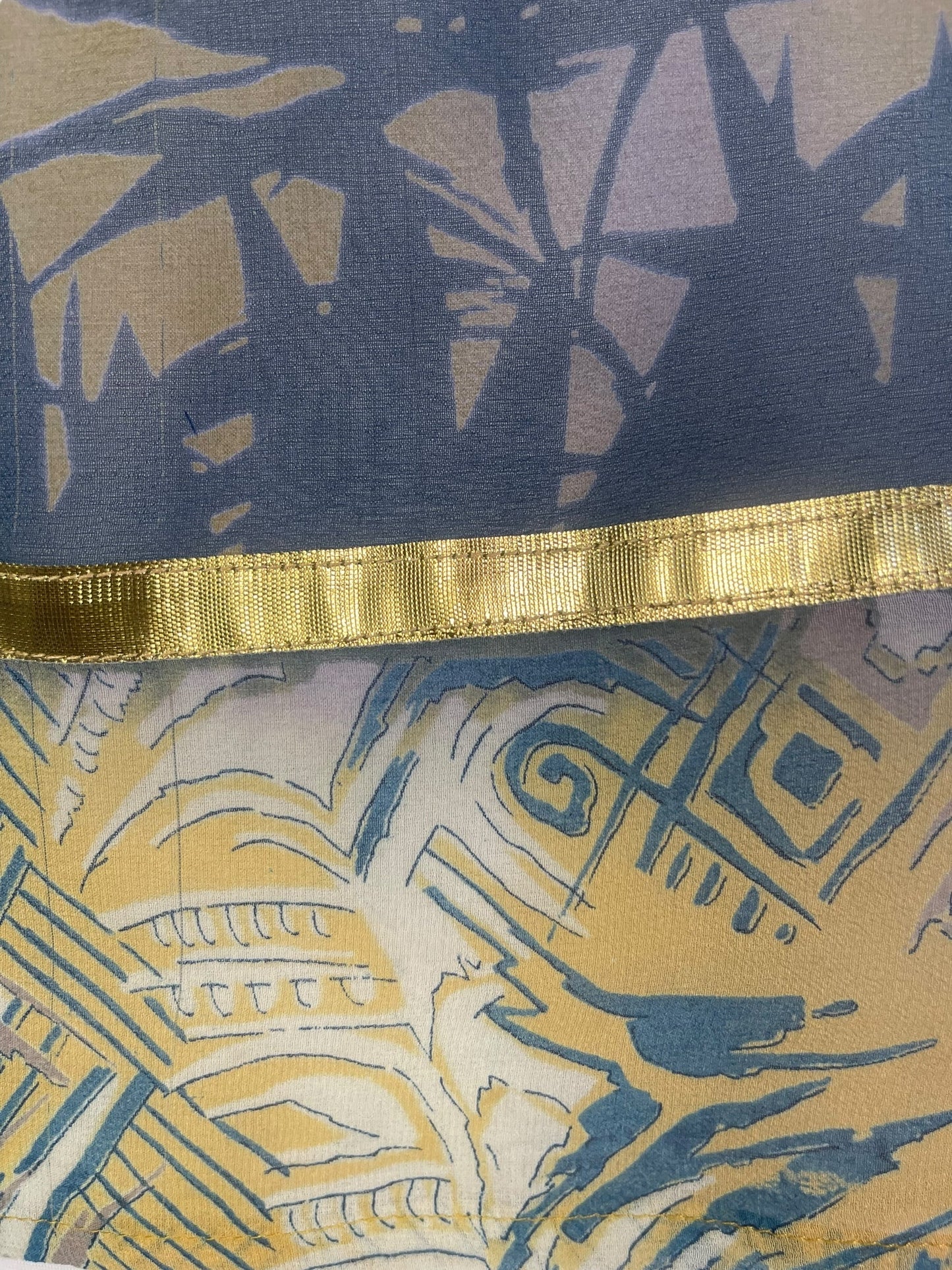 PRG5512 Sheer Avatar Pure Silk Boxy Top