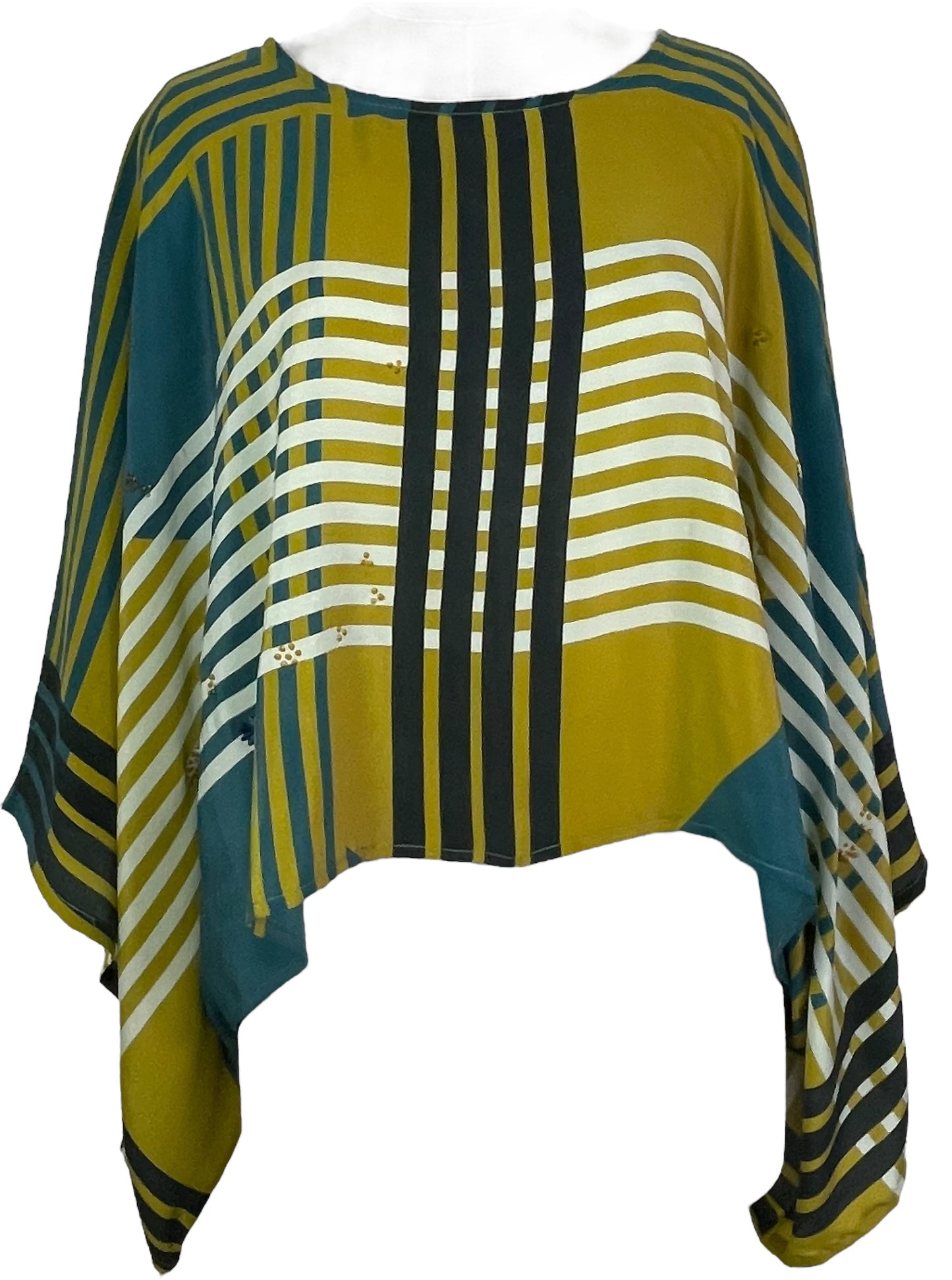 PRC7757 Avatar Pure Silk Kimono-Sleeved Top