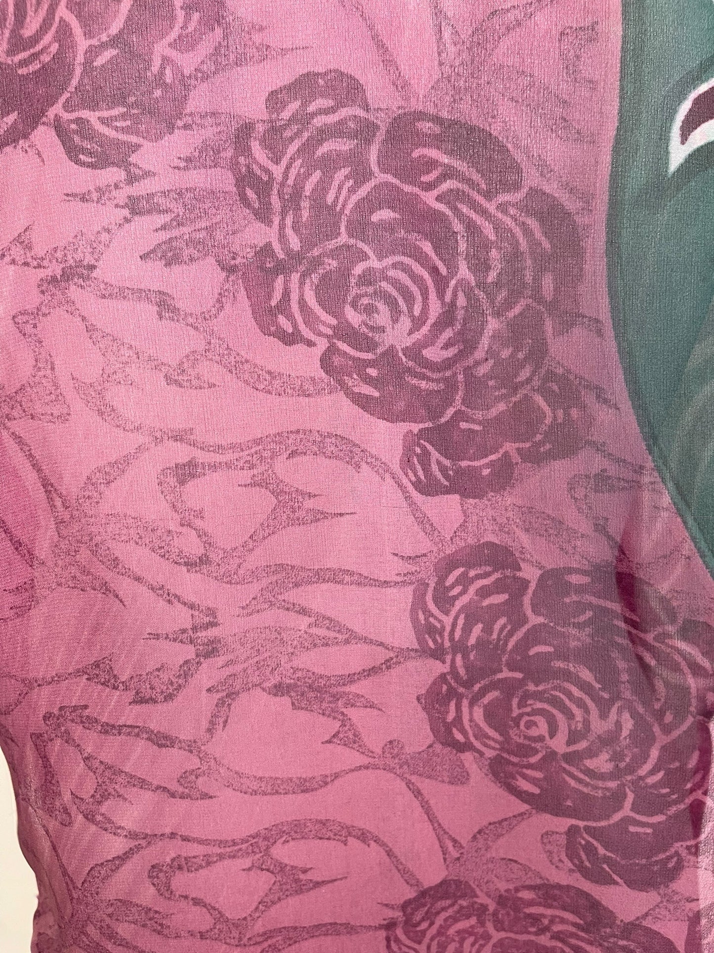 PRG6607 Sheer Avatar Pure Silk Side Slit Top