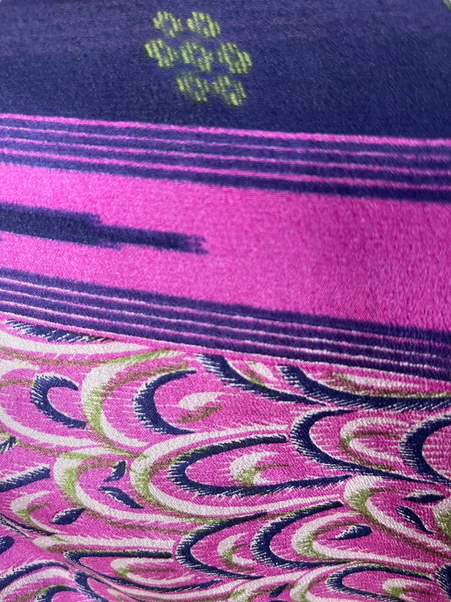 PRC6191 Avatar Pure Silk Side Slit Top