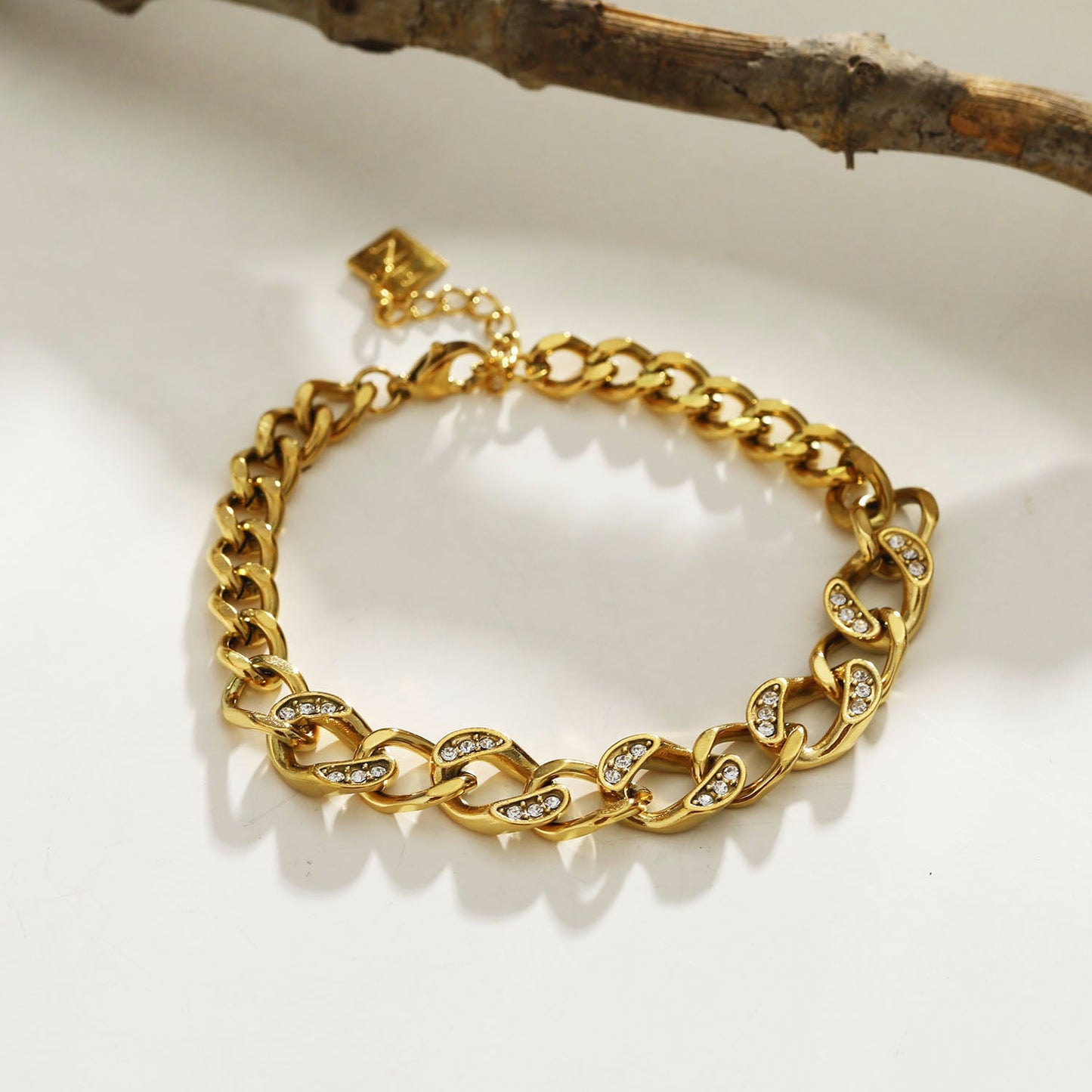 ROUBAIX Cuban Link-Chain Zirconia Bracelet