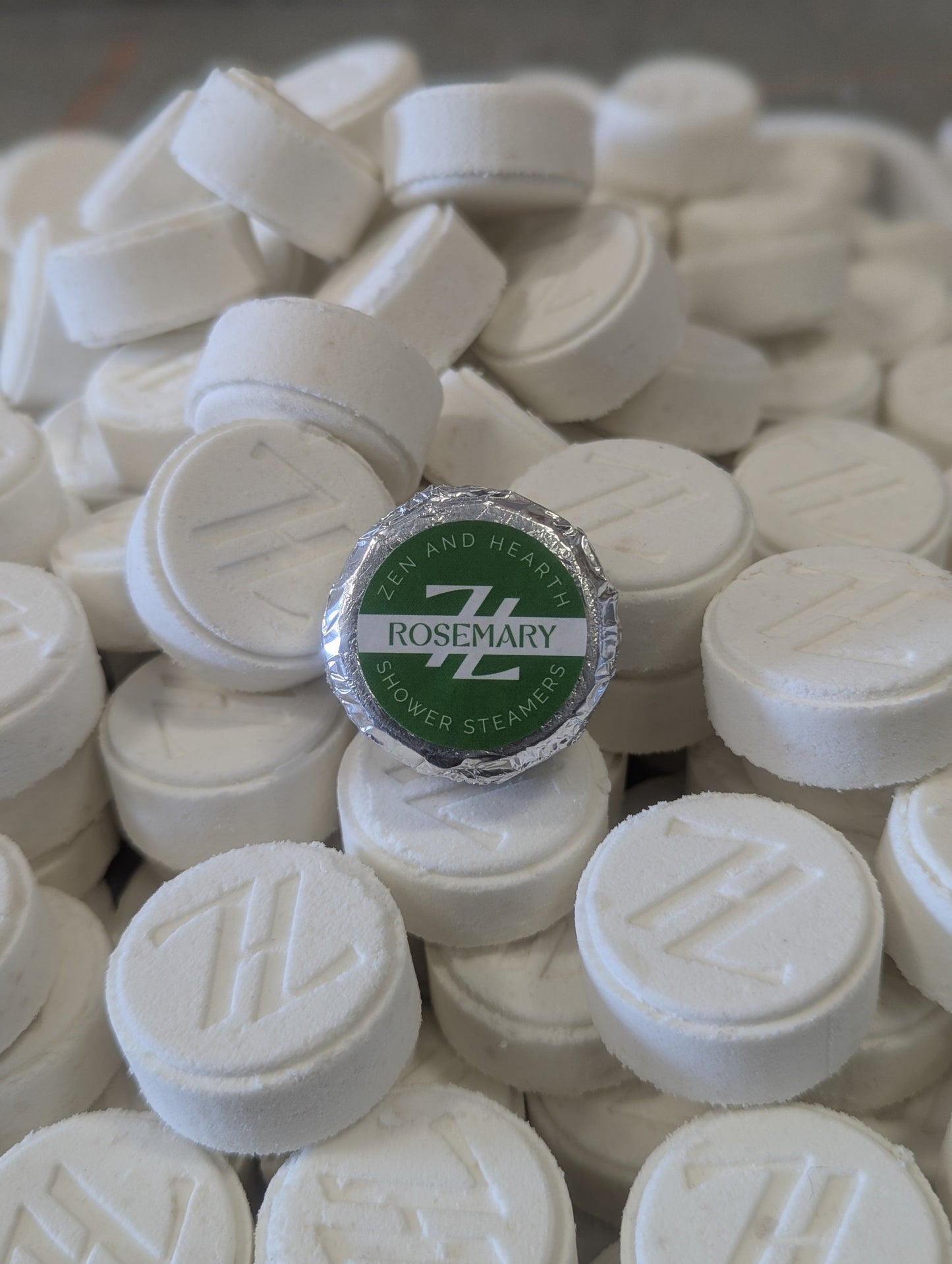 Zen & Hearth Personalized Shower Steamers | Custom Aromatherapy Shower Bombs | Choose from Lavender, Eucalyptus, Grapefruit & More – Personalized Gift Set