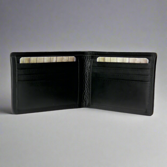 Rugged Earth Men's Bifold Leather Wallet